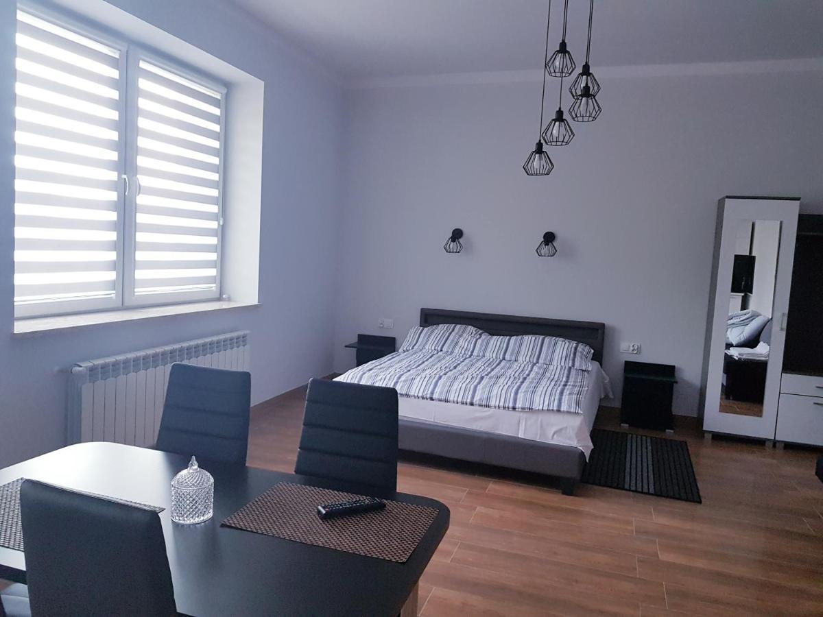 Apartamenty Polna Ostrowiec Świętokrzyski Exterior foto